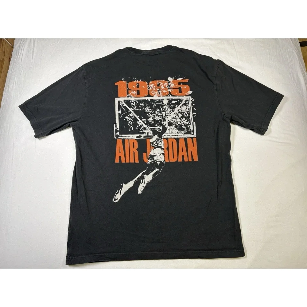 Air Jordan T-Shirt Medium Black Red White Graphic
